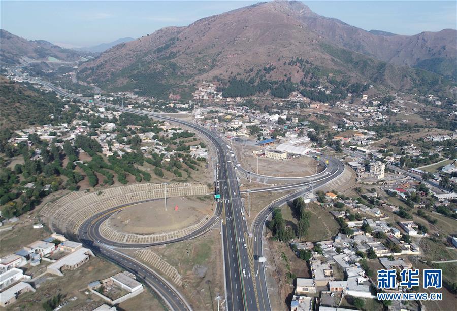 Via expressa no Corredor Econ?mico do Paquist?o inaugurada no noroeste paquistanês