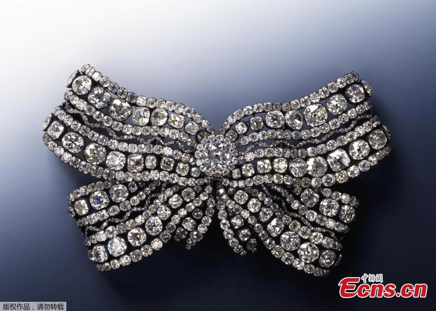 Ladr?es?roubam?jóias?de?valor?inestimável?em?museu?alem?o