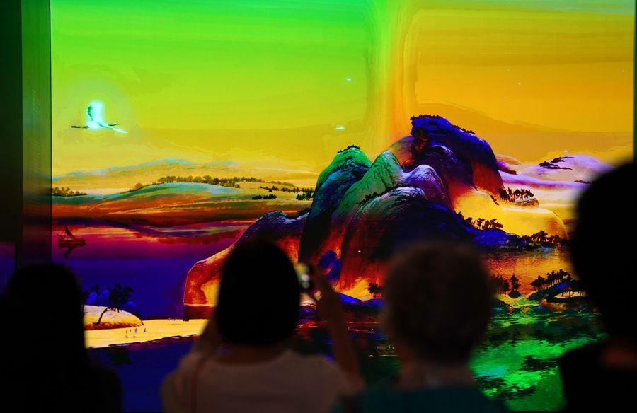 Exibi??o digital do Palácio Museu de Beijing exibida em Macau