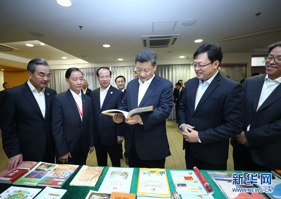 Presidente chinês elogia educa??o patriótica em Macau e pede mais esfor?os