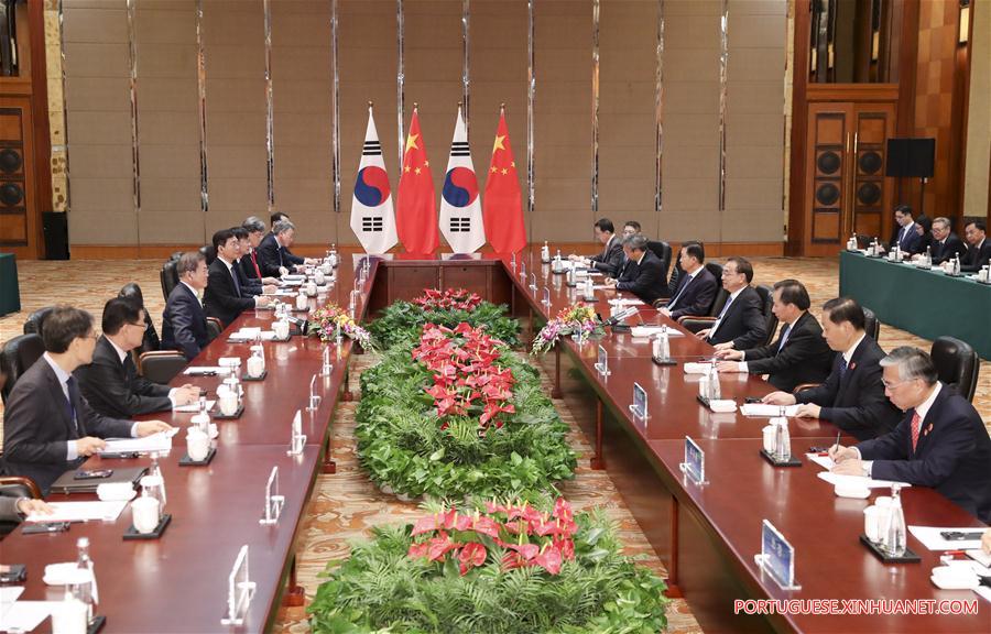 Premiê chinês Li se reúne com presidente da República da Coreia sobre coopera??o