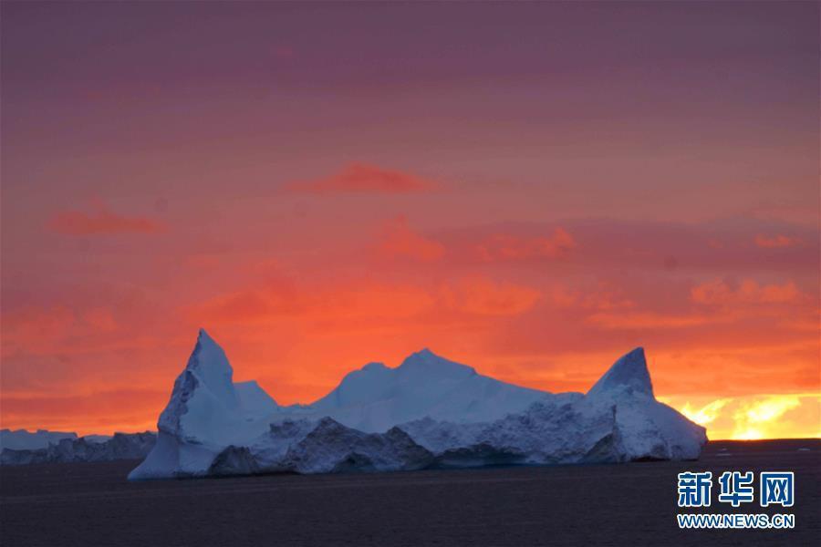 Galeria: icebergs no mar durante a 36a expedi??o antártica da China