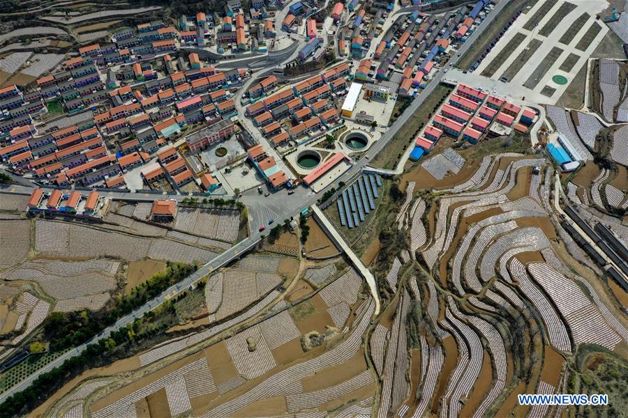 Solu??es de alívio da pobreza melhoram padr?o de vida das pessoas na aldeia Nanpingtouwu