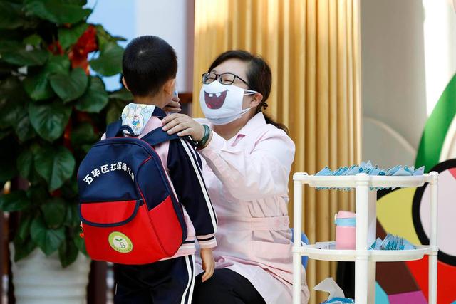 Jardins de infancia de várias cidades retomam aulas