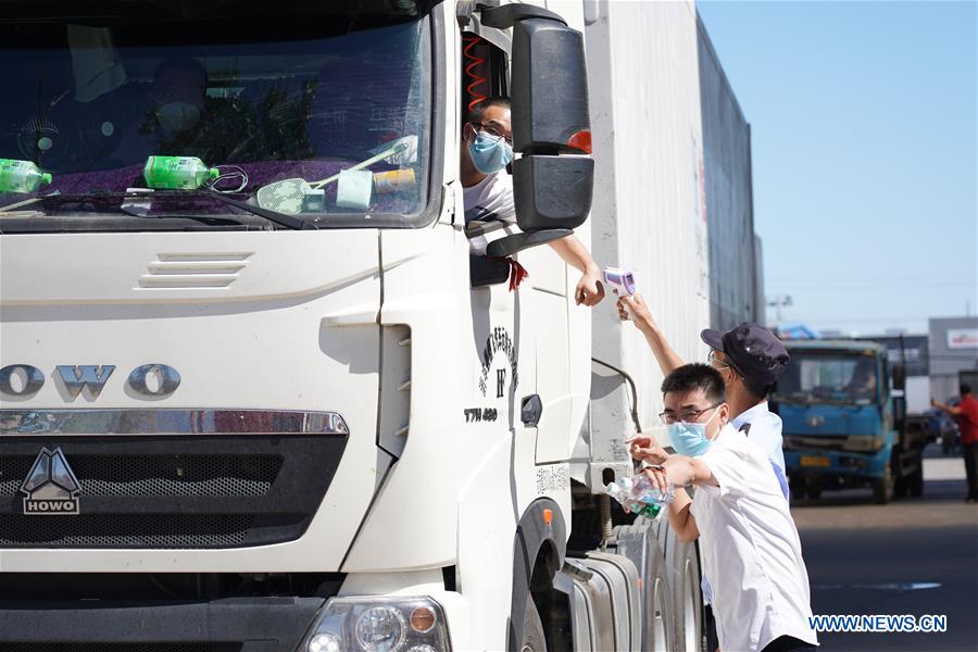 Beijing designa locais provisórios para venda de legumes após suspens?o do mercado atacadista de Xinfadi