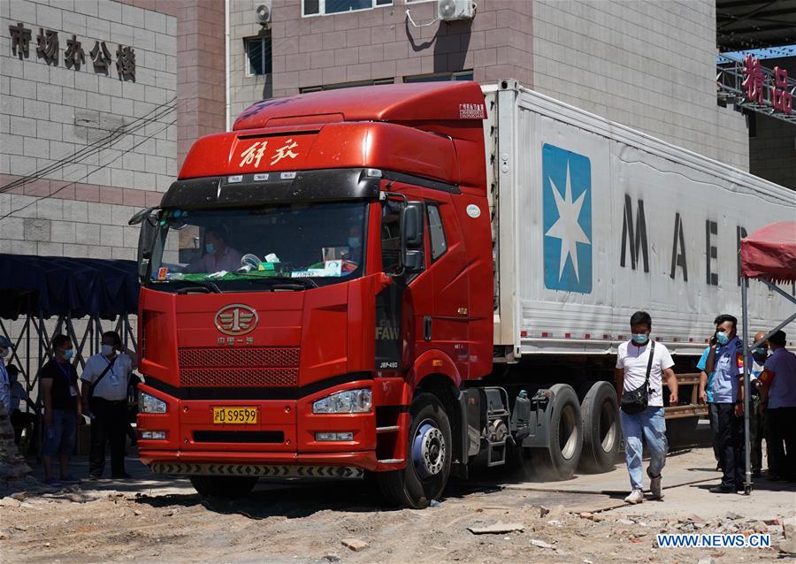 Beijing designa locais provisórios para venda de legumes após suspens?o do mercado atacadista de Xinfadi