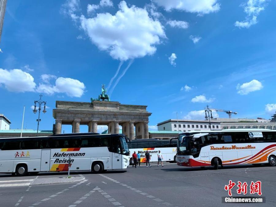 Agências de viagem protestam?em?Berlim?exigindo?ajuda?do?governo