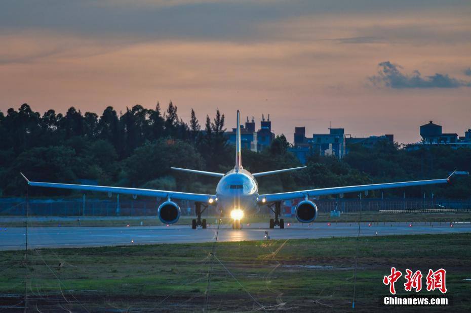 Haikou: Voo de teste do projeto de expans?o do Aeroporto Internacional Meilan-Fase II é bem-sucedido