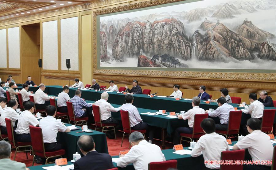 Xi destaca desenvolvimento da ciência e tecnologia para atender a necessidades nacionais significativas