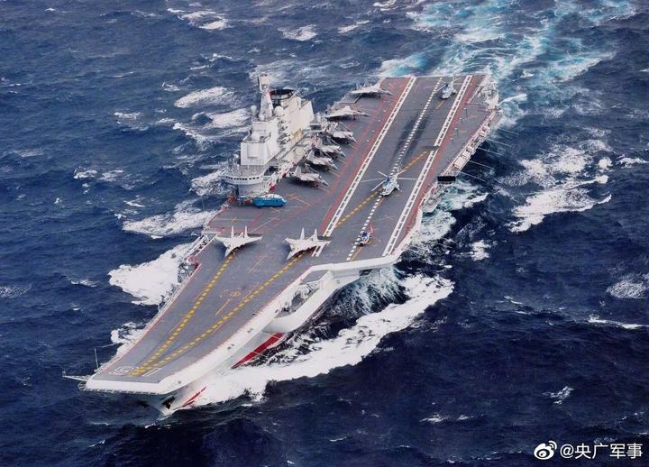 8o aniversário?do?porta-avi?es?Liaoning 