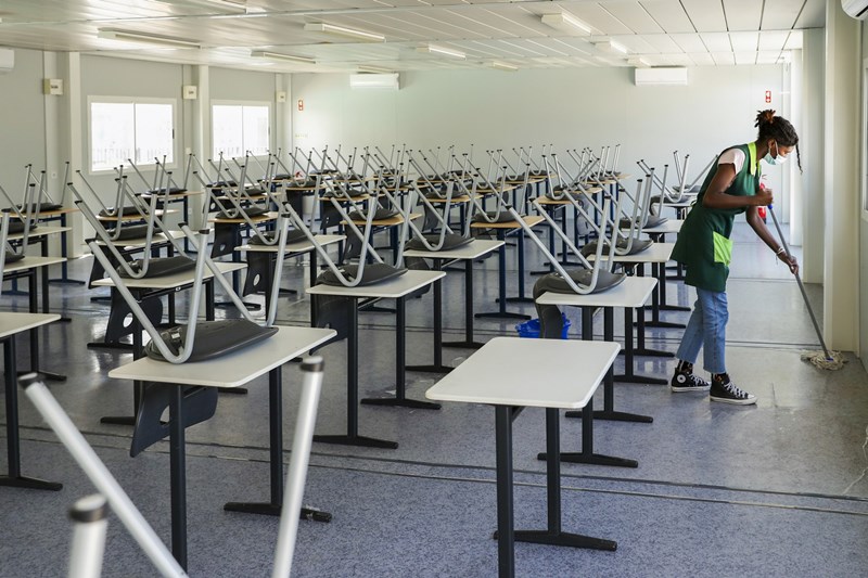 Doze escolas têm surto de coronavírus com 78 pessoas infetadas em Portugal