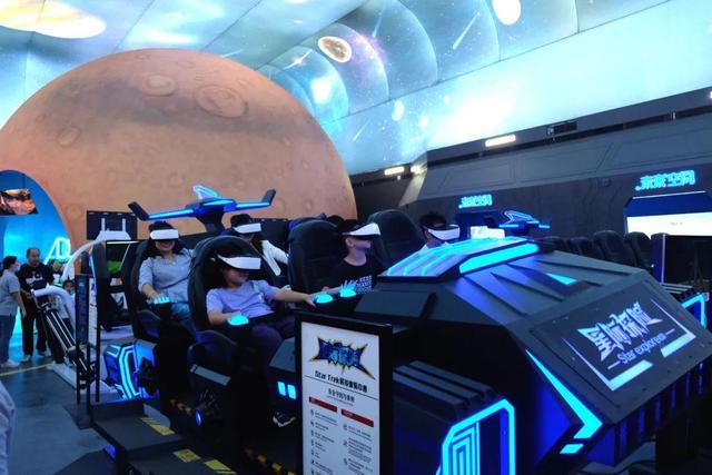 áreas de servi?o nas auto-estradas de Jiangsu tornam-se destino turístico popular durante feriado do Dia Nacional