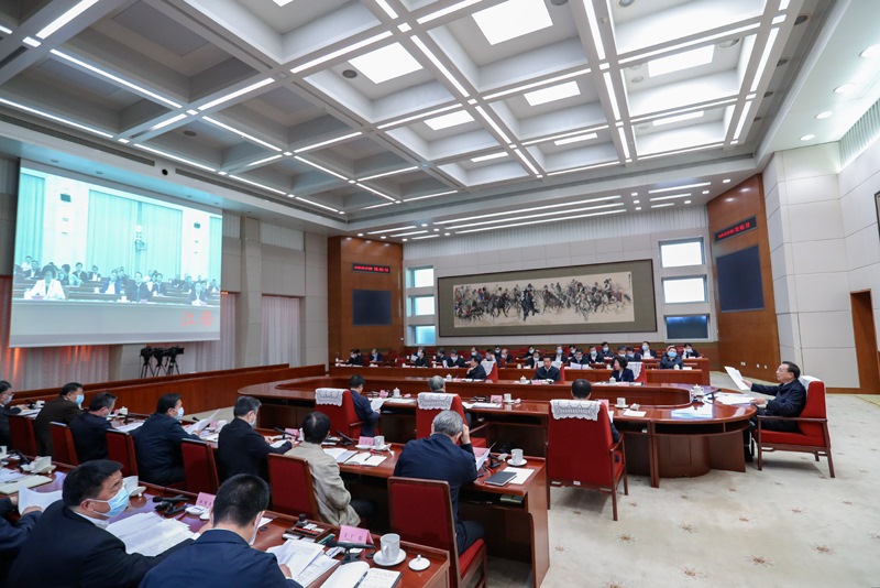 Premiê chinês enfatiza recupera??o econ?mica estável e cumprimento das metas de 2020