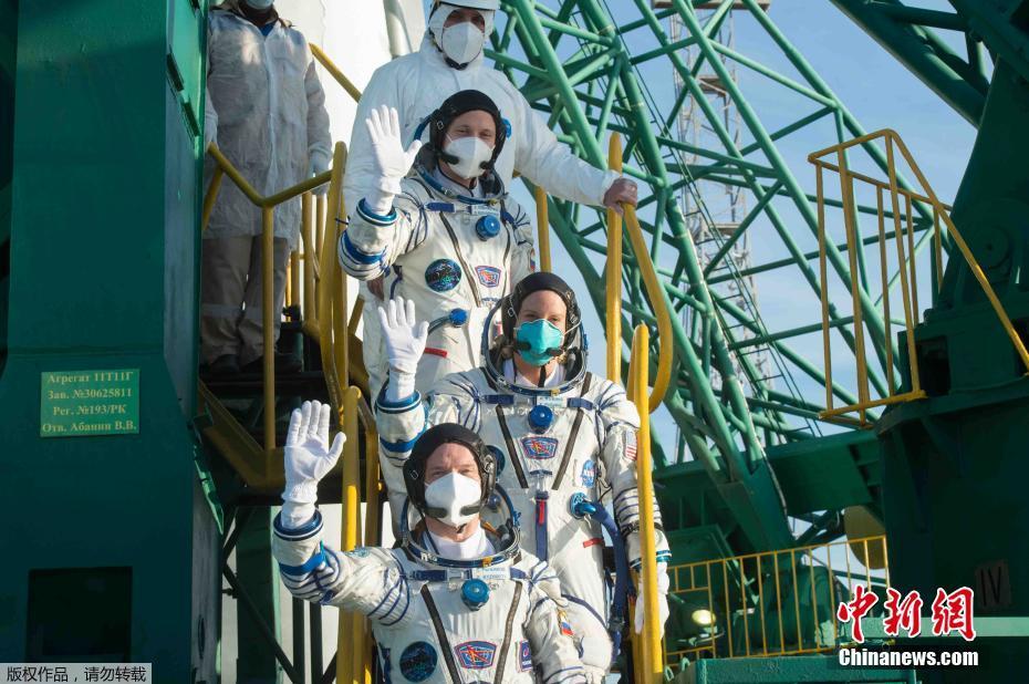 Nave russa tripulada chegou à Esta??o Espacial Internacional em apenas 3 horas