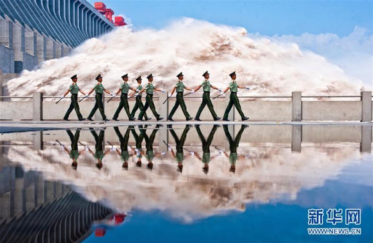 Projeto das Três Gargantas recebe aprova??o definitiva