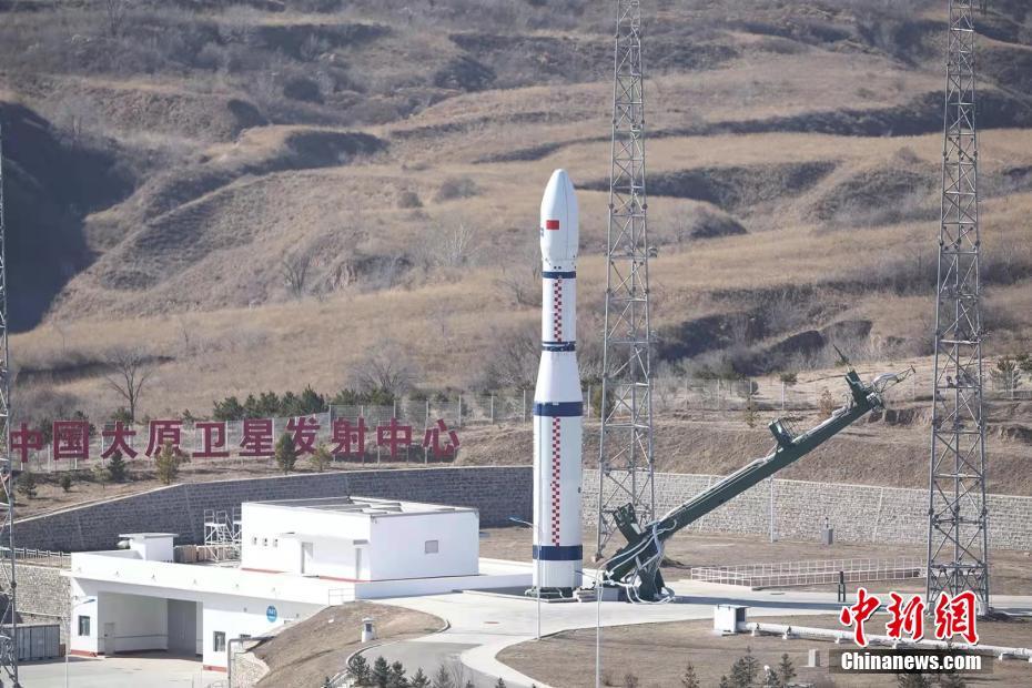 China envia 13 satélites em um único lan?amento