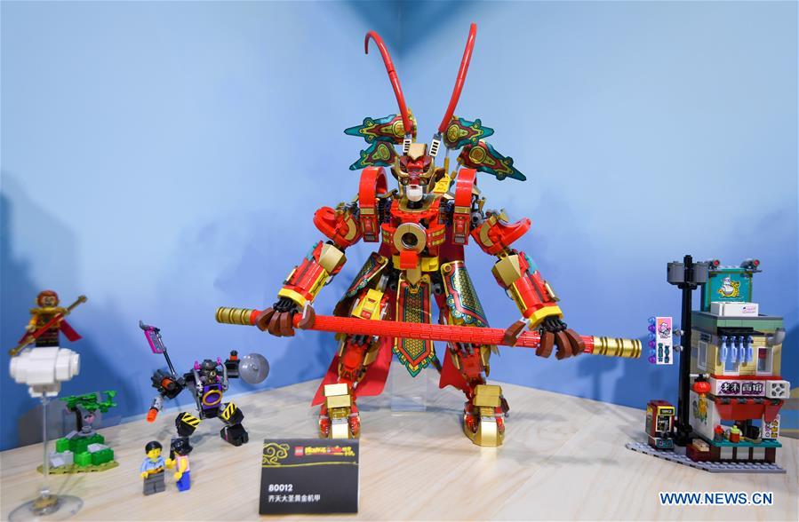 Grupo LEGO lan?a conjuntos de brinquedos inéditos na 3a Feira Internacional de Importa??o da China