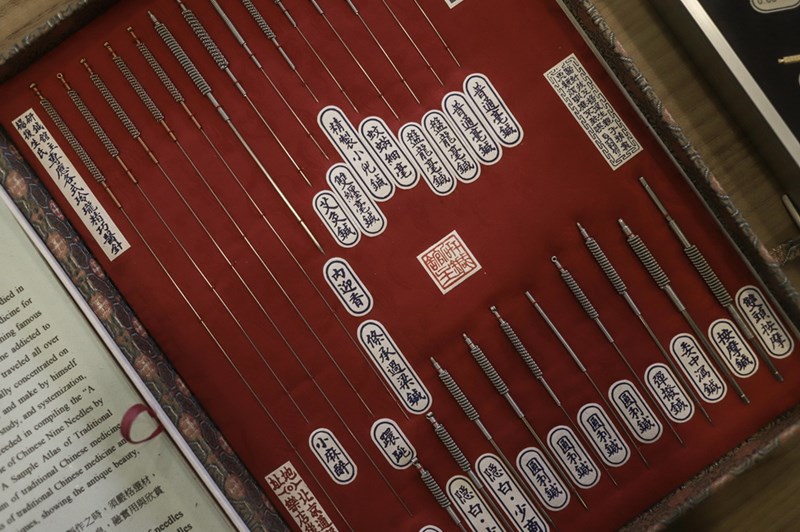 Clínica de Medicina Tradicional Chinesa no Brasil beneficia popula??o local