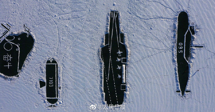 Galeria: alunos e professores pintam navios com neve