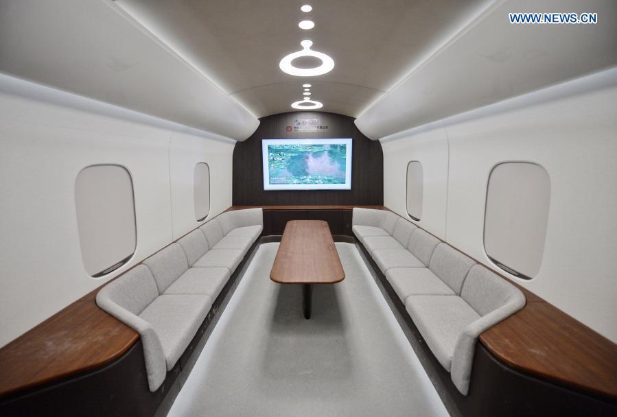 Vis?o interna do protótipo do trem maglev super rápido da China