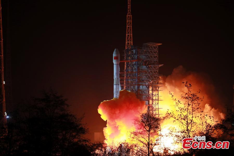 China lan?a novo satélite de telecomunica??es móveis com sucesso