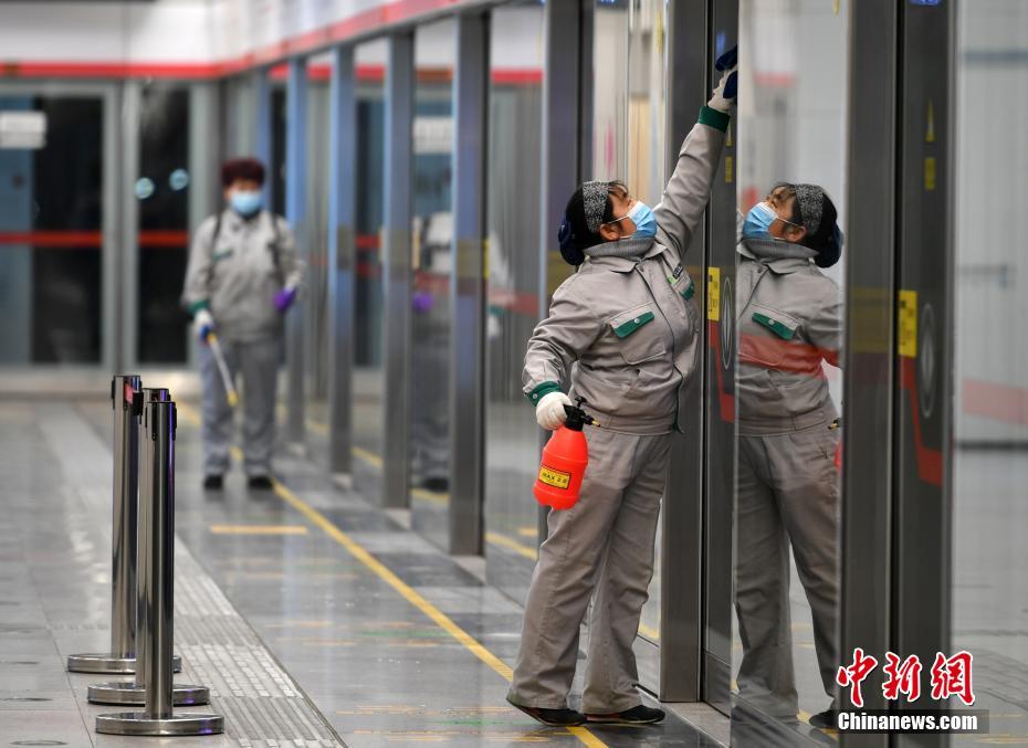 Cidade chinesa de Shijiazhuang retoma servi?o ferroviário de passageiros

