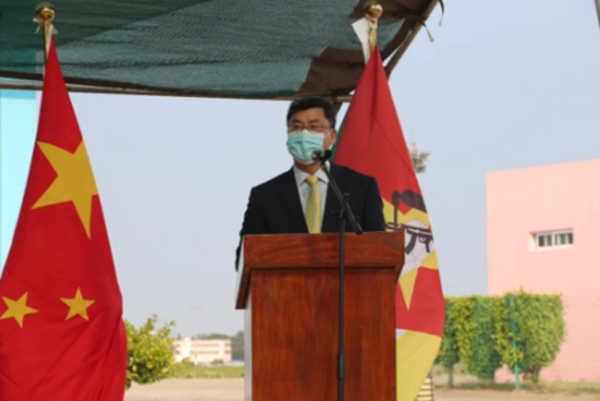 Primeiro lote da vacina chinesa chega a Mo?ambique