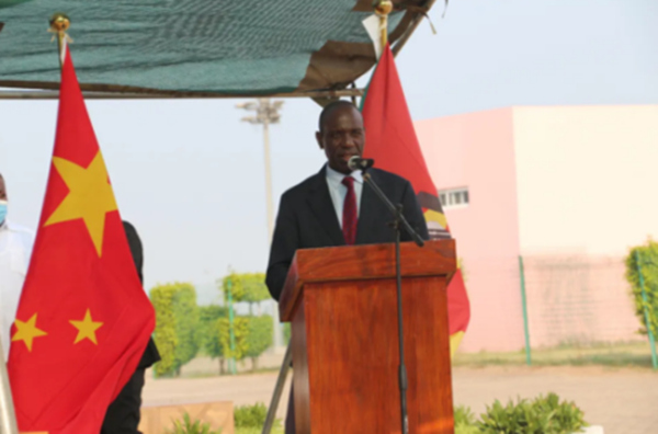 Primeiro lote da vacina chinesa chega a Mo?ambique