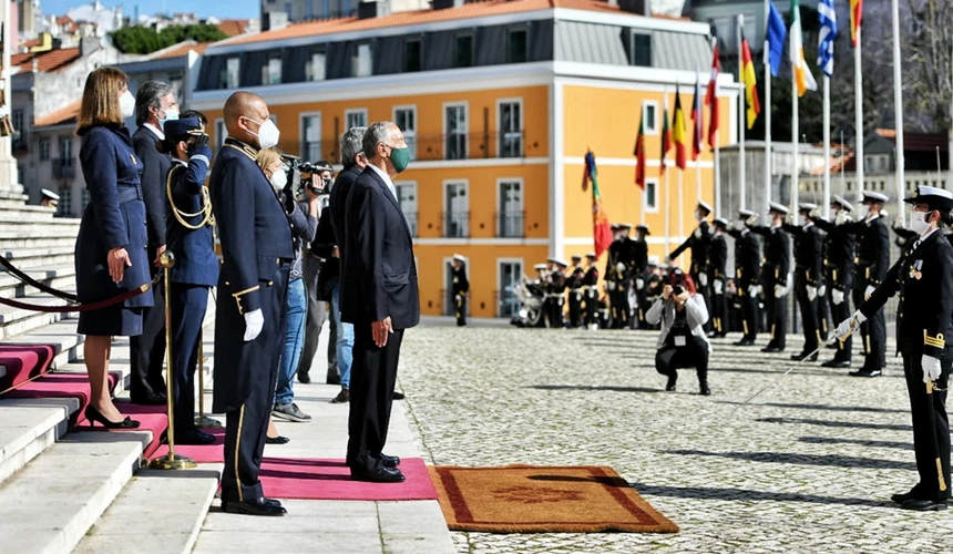 Rebelo de Sousa inicia seu 2o mandato como presidente de Portugal