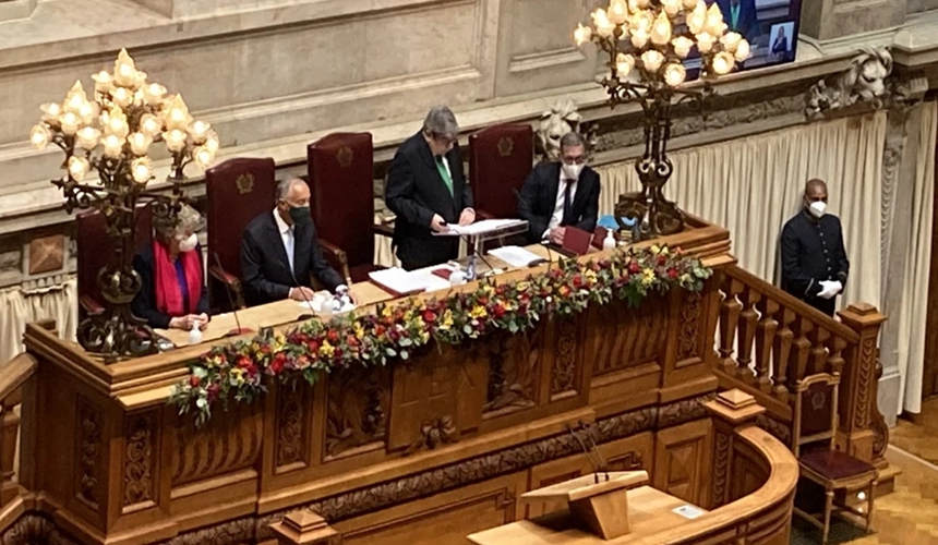 Rebelo de Sousa inicia seu 2o mandato como presidente de Portugal