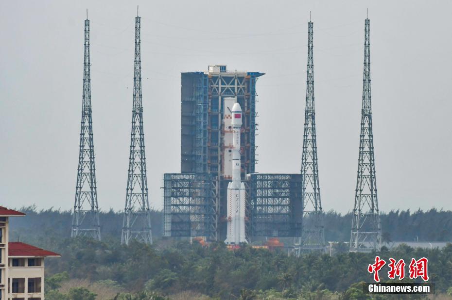 China lan?a foguete de carga de porte médio Longa Marcha-7A
