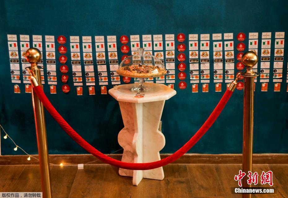 Tunísia: Restaurante lan?a pizza luxuosa feita com folhas de ouro