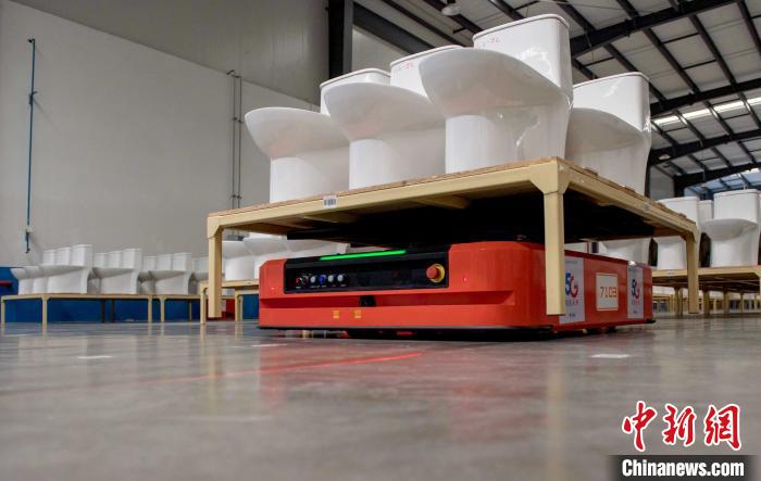 Fujian: Primeira fábrica de ceramica inteligente 5G