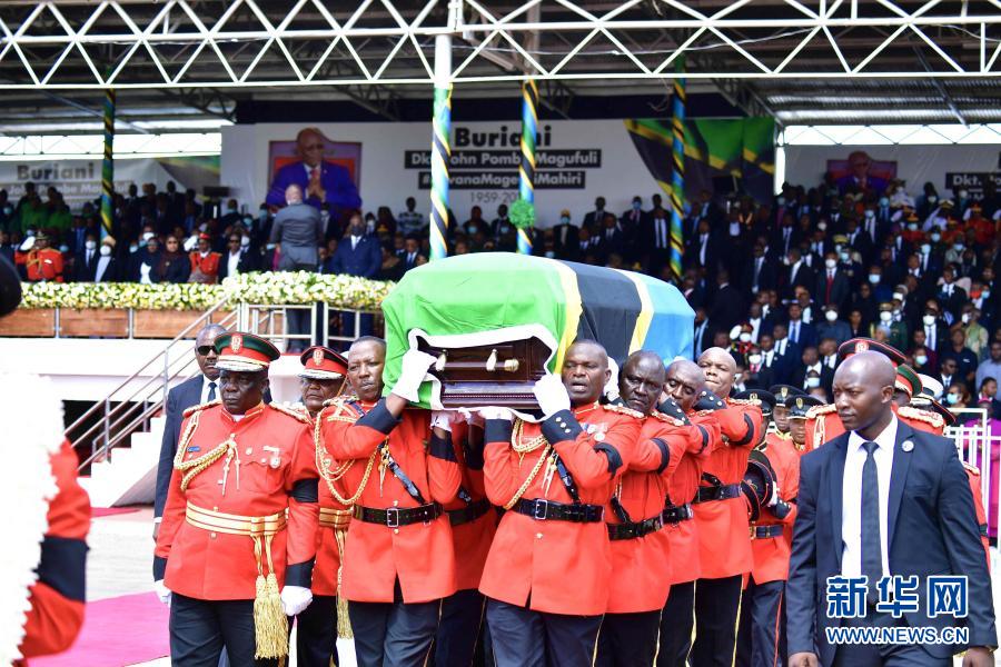 Tanzania realiza funeral oficial do falecido presidente Magufuli