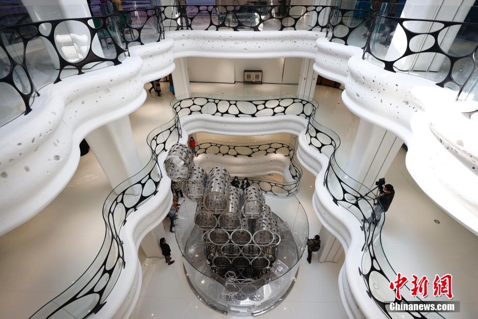 Beijing: centro de venda de computadores se torna espa?o artístico