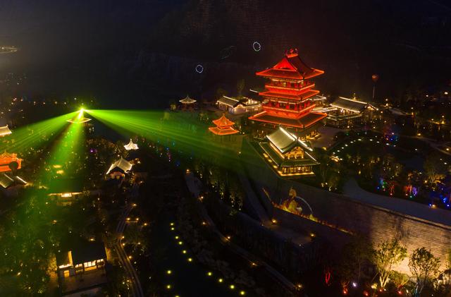 Galeria: Encanto noturno da 11a Expo Horticultural de Jiangsu