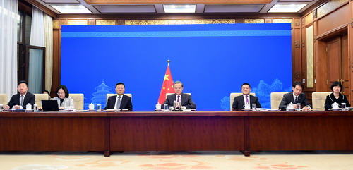 Chanceler chinês estabelece contatos com o Conselho de Rela??es Exteriores dos Estados Unidos