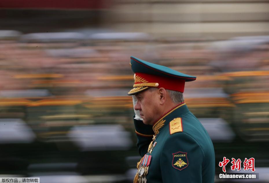 Rússia realiza desfile militar em comemora??o do 76o aniversário da vitória da Grande Guerra Patriótica