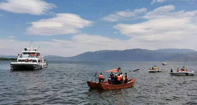 Yunnan: tripula??o morre em acidente de helicóptero