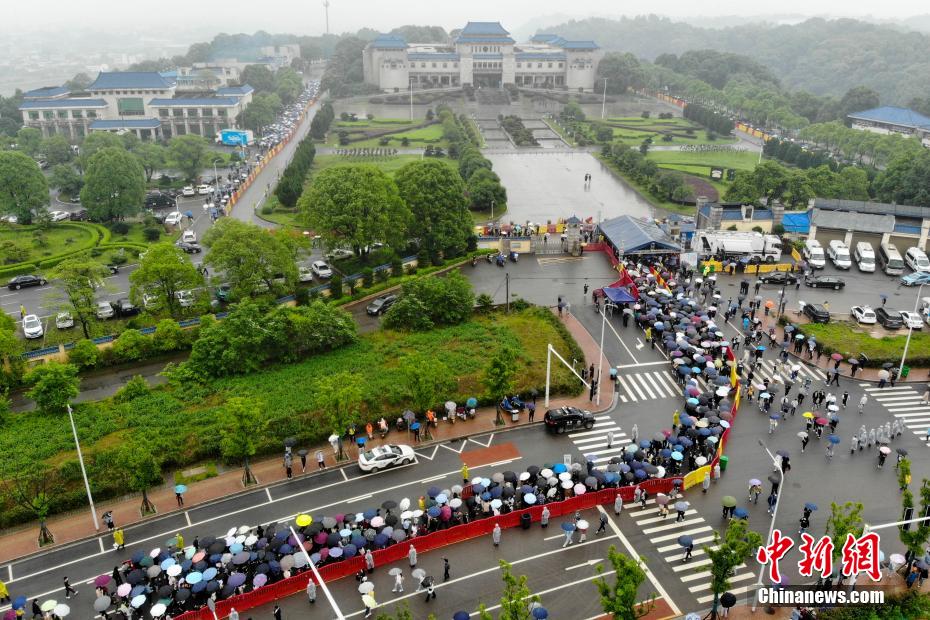 Popula??o se despede do 'Pai do arroz híbrido'