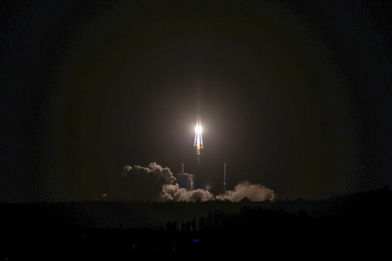 Cargueiro espacial Tianzhou-2 atraca no módulo da esta??o espacial chinesa