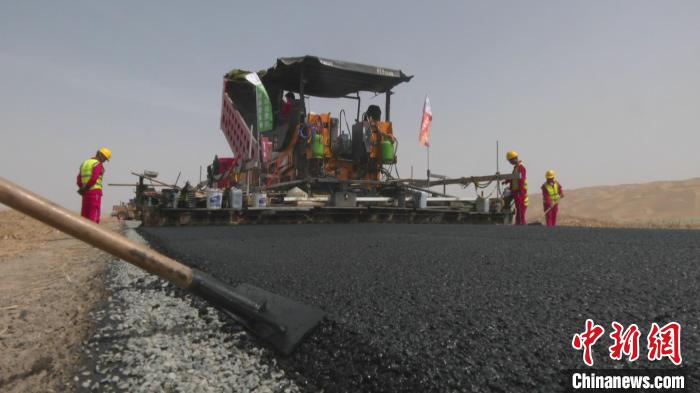 China: Rodovia Yuli-Qiemo será aberta ao tráfego em maio no próximo ano   