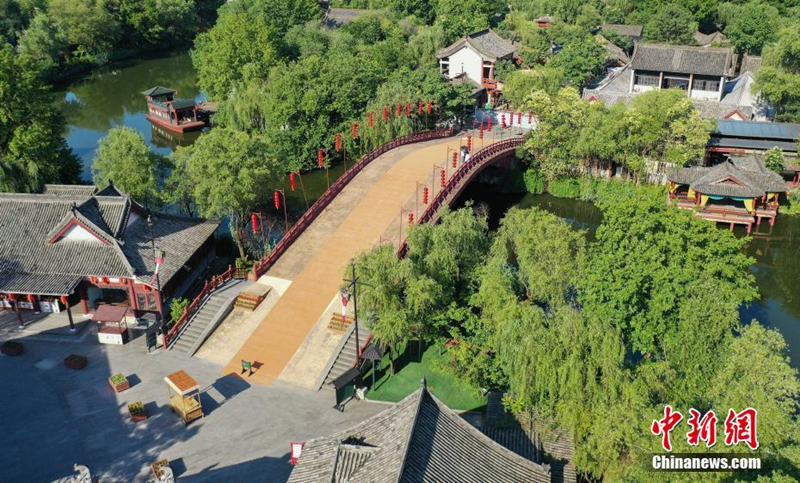 Galeria: área cênica “Ao longo do Rio durante o Festival Qingming” em Zhejiang