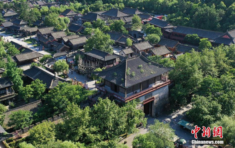 Galeria: área cênica “Ao longo do Rio durante o Festival Qingming” em Zhejiang