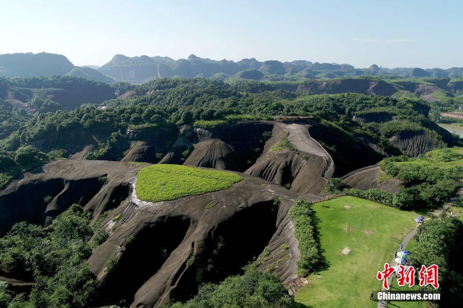 Hunan: geomorfologia Danxia 