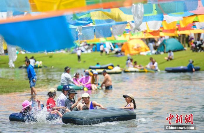 China: viagens turísticas atingem 89.13 milh?es durante Festival do Barco-Drag?o