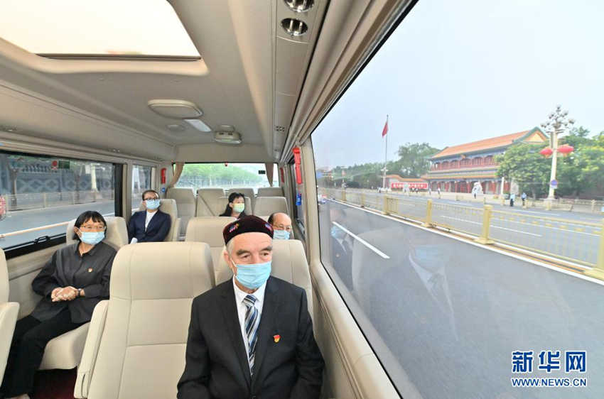 Cerim?nia de premia??o da Medalha de 1o de Julho é iniciada