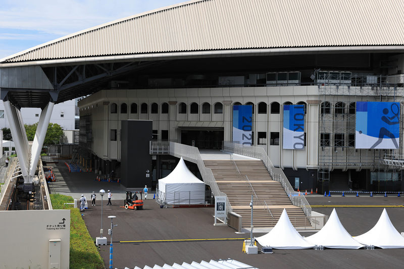 Constru??o do estádio de Tóquio 2020 em andamento