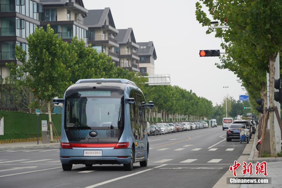 Henan lan?a automóveis de dire??o aut?noma ao público