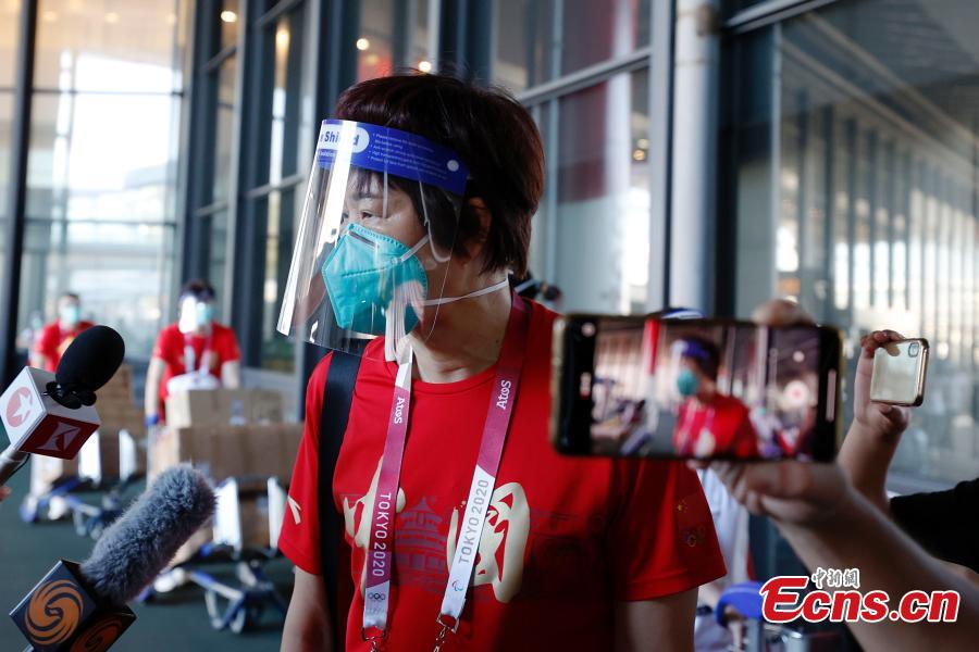 Membros da delega??o esportiva chinesa chegam a Tóquio